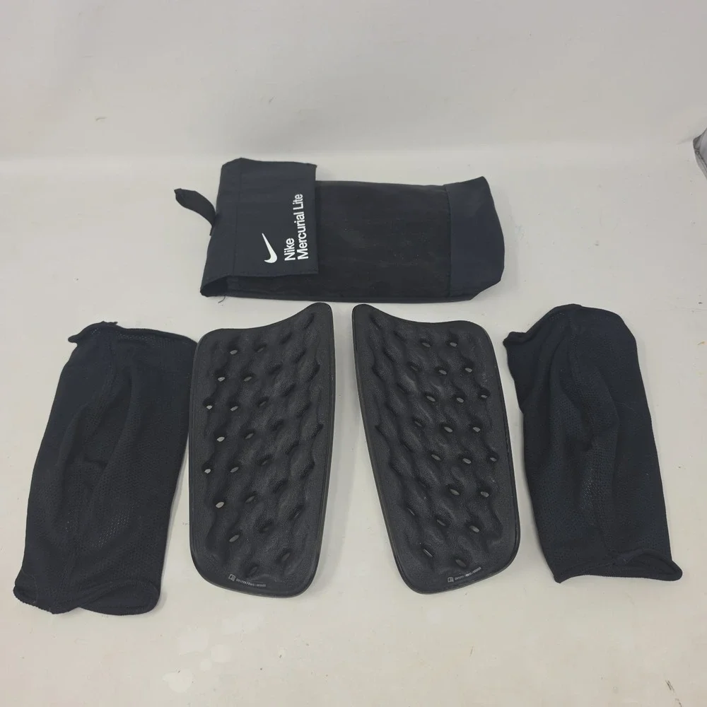 Nike Mercurial Lite Shin Guards - XL size fit 5'11
